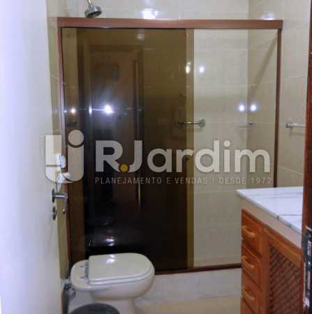 Conheça banho 2 do imóvel - Apartamento Copacabana, Zona Sul,Rio de Janeiro, RJ À Venda, 3 Quartos, 100m² - LAAP32353 - 17 banho 2 - Apartamento Copacabana, Zona Sul,Rio de Janeiro, RJ À Venda, 3 Quartos, 100m² - LAAP32353 - 17