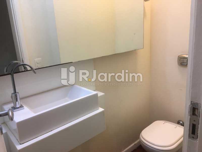 Conheça Banheiro do imóvel - Apartamento Rua José Linhares,Leblon, Zona Sul,Rio de Janeiro, RJ Para Alugar, 4 Quartos, 200m² - LAAP40851 - 13 Banheiro - Apartamento Rua José Linhares,Leblon, Zona Sul,Rio de Janeiro, RJ Para Alugar, 4 Quartos, 200m² - LAAP40851 - 13