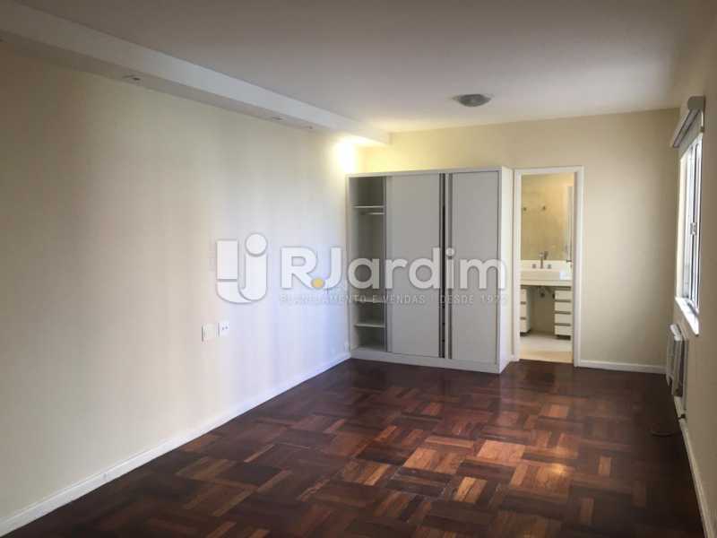 Conheça Suíte Master do imóvel - Apartamento Rua José Linhares,Leblon, Zona Sul,Rio de Janeiro, RJ Para Alugar, 4 Quartos, 200m² - LAAP40851 - 8 Suíte Master - Apartamento Rua José Linhares,Leblon, Zona Sul,Rio de Janeiro, RJ Para Alugar, 4 Quartos, 200m² - LAAP40851 - 8