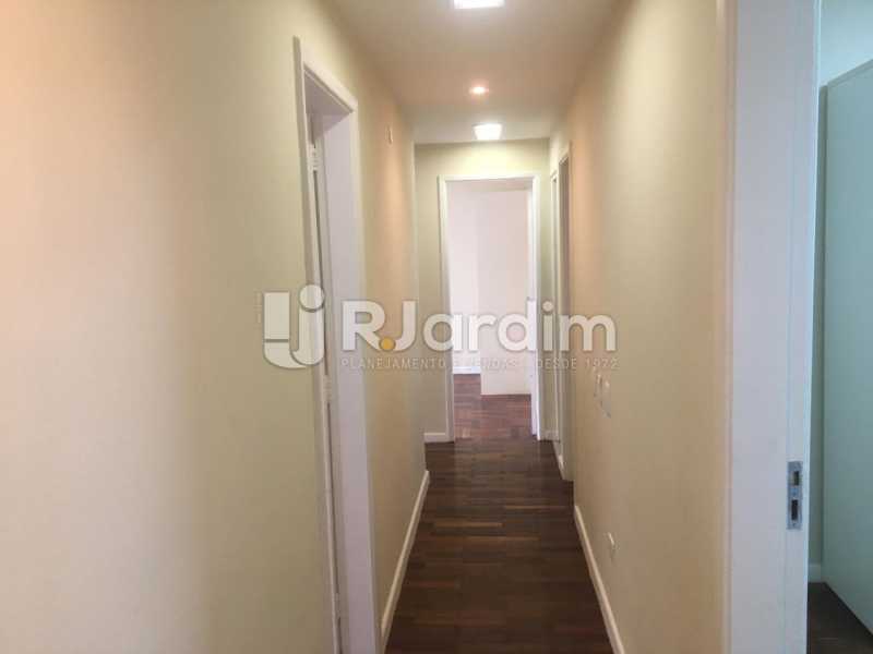 Conheça Circulação 2 do imóvel - Apartamento Rua José Linhares,Leblon, Zona Sul,Rio de Janeiro, RJ Para Alugar, 4 Quartos, 200m² - LAAP40851 - 7 Circulação 2 - Apartamento Rua José Linhares,Leblon, Zona Sul,Rio de Janeiro, RJ Para Alugar, 4 Quartos, 200m² - LAAP40851 - 7
