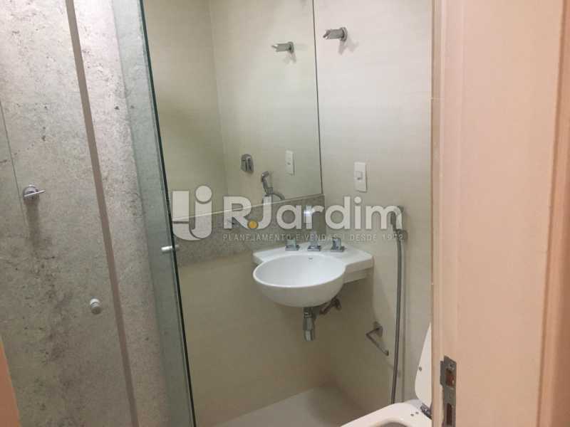 Conheça Banheiro do imóvel - Apartamento Rua José Linhares,Leblon, Zona Sul,Rio de Janeiro, RJ Para Alugar, 4 Quartos, 200m² - LAAP40851 - 16 Banheiro - Apartamento Rua José Linhares,Leblon, Zona Sul,Rio de Janeiro, RJ Para Alugar, 4 Quartos, 200m² - LAAP40851 - 16