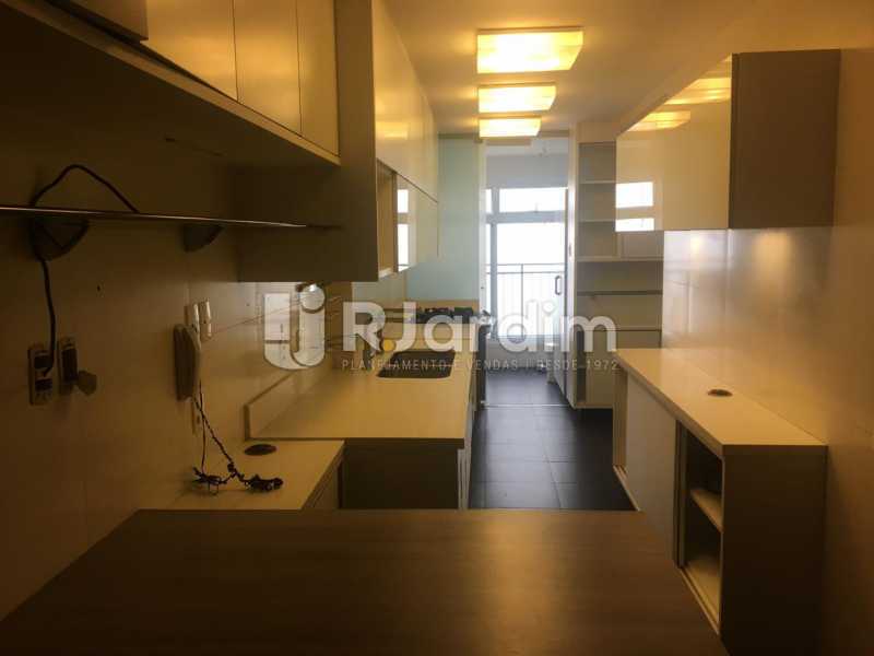 Conheça Copa-cozinha do imóvel - Apartamento Leblon 4 Quartos Aluguel - LAAP40852 - 17 Copa-cozinha - Apartamento Leblon 4 Quartos Aluguel - LAAP40852 - 17