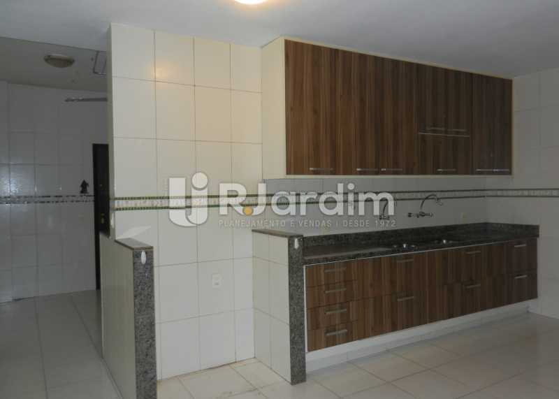 Conheça copa-cozinha do imóvel - Apartamento Copacabana 3 Quartos Aluguel Administração Imóveis - LAAP32367 - 28 copa-cozinha - Apartamento Copacabana 3 Quartos Aluguel Administração Imóveis - LAAP32367 - 28