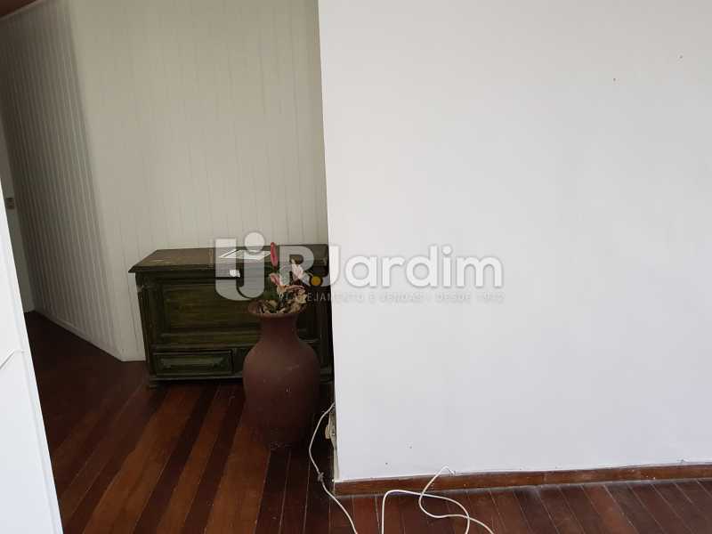 Conheça sala do imóvel - Apartamento Avenida Lúcio Costa,Barra da Tijuca, Zona Oeste - Barra e Adjacentes,Rio de Janeiro, RJ À Venda, 1 Quarto, 72m² - LAAP10426 - 5 sala - Apartamento Avenida Lúcio Costa,Barra da Tijuca, Zona Oeste - Barra e Adjacentes,Rio de Janeiro, RJ À Venda, 1 Quarto, 72m² - LAAP10426 - 5