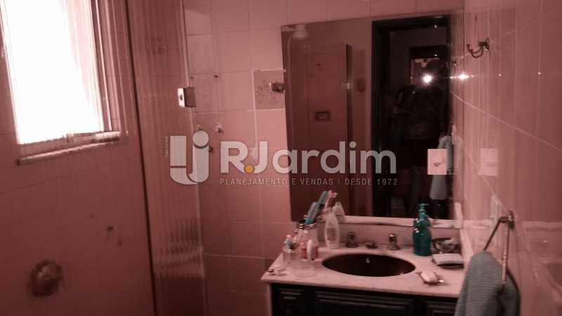 Conheça Banheiro do imóvel - Cobertura Rua Capitão Menezes,Praça Seca, Zona Oeste - Barra e Adjacentes,Rio de Janeiro, RJ À Venda, 3 Quartos, 197m² - LACO30307 - 8 Banheiro - Cobertura Rua Capitão Menezes,Praça Seca, Zona Oeste - Barra e Adjacentes,Rio de Janeiro, RJ À Venda, 3 Quartos, 197m² - LACO30307 - 8