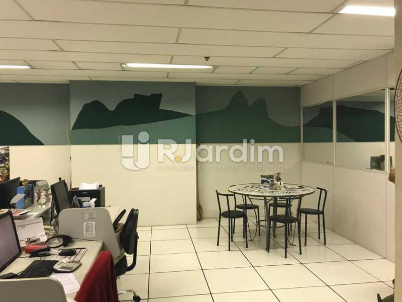 Conheça LASL00228-RUA-FRANCISCO-SÁ-CO do imóvel - Sala Comercial Rua Francisco Sá,Copacabana, Zona Sul,Rio de Janeiro, RJ À Venda, 170m² - LASL00228 - 25 LASL00228-RUA-FRANCISCO-SÁ-CO - Sala Comercial Rua Francisco Sá,Copacabana, Zona Sul,Rio de Janeiro, RJ À Venda, 170m² - LASL00228 - 25