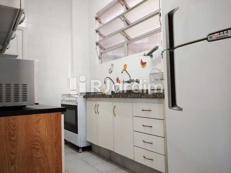 Conheça cozinha do imóvel - Apartamento para alugar Avenida Rainha Elizabeth da Bélgica,Copacabana, Zona Sul,Rio de Janeiro - R$ 3.400 - LAAP32388 - 15 cozinha - Apartamento para alugar Avenida Rainha Elizabeth da Bélgica,Copacabana, Zona Sul,Rio de Janeiro - R$ 3.400 - LAAP32388 - 15