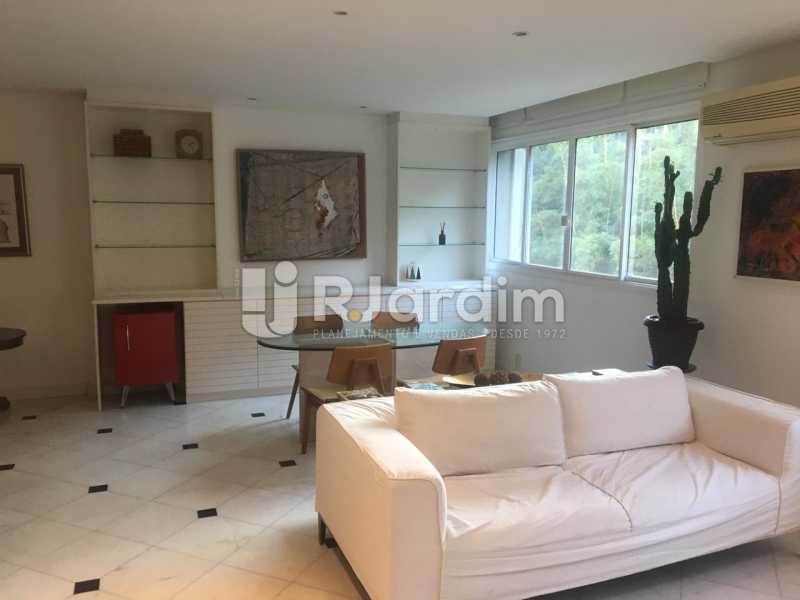 Conheça Sala do imóvel - Apartamento 2 quartos para alugar Lagoa, Zona Sul,Rio de Janeiro - R$ 4.950 - LAAP21722 - 8 Sala - Apartamento 2 quartos para alugar Lagoa, Zona Sul,Rio de Janeiro - R$ 4.950 - LAAP21722 - 8