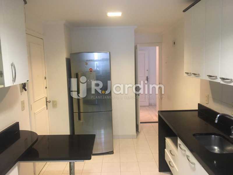 Conheça Cozinha do imóvel - Apartamento 2 quartos para alugar Lagoa, Zona Sul,Rio de Janeiro - R$ 4.950 - LAAP21722 - 19 Cozinha - Apartamento 2 quartos para alugar Lagoa, Zona Sul,Rio de Janeiro - R$ 4.950 - LAAP21722 - 19