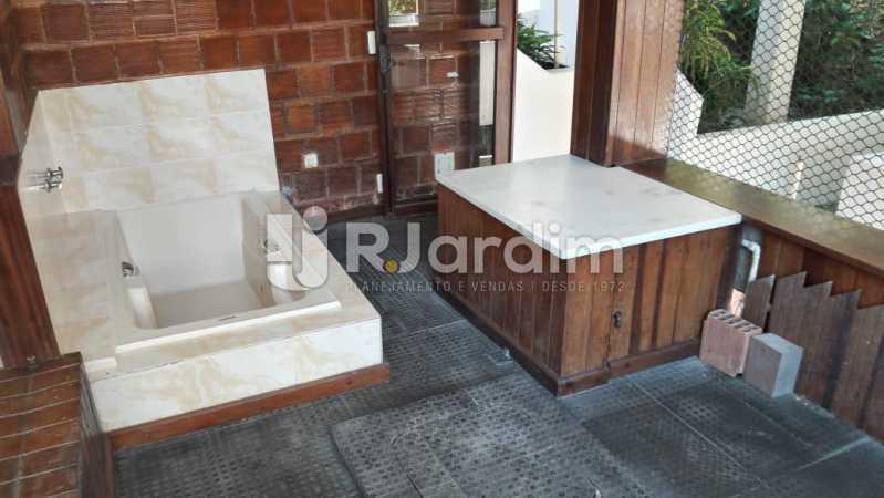 Conheça Casa no Joá do imóvel - Casa em Condomínio à venda Rua Professor Júlio Lohman,Joá, Zona Oeste - Barra e Adjacentes,Rio de Janeiro - R$ 2.900.000 - LACN20005 - 18 Casa no Joá - Casa em Condomínio à venda Rua Professor Júlio Lohman,Joá, Zona Oeste - Barra e Adjacentes,Rio de Janeiro - R$ 2.900.000 - LACN20005 - 18