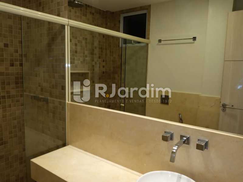 Conheça Banheiro suíte do imóvel - Apartamento para alugar Rua Professor Gastão Bahiana,Copacabana, Zona Sul,Rio de Janeiro - R$ 3.500 - LAAP21727 - 11 Banheiro suíte - Apartamento para alugar Rua Professor Gastão Bahiana,Copacabana, Zona Sul,Rio de Janeiro - R$ 3.500 - LAAP21727 - 11