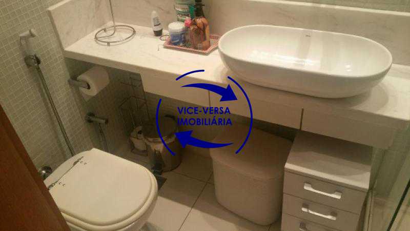 Conheça banheiro-social do imóvel - Apartamento À venda em Ipanema - 3 quartos (suíte), dependências reversíveis e vaga! - 1197 - 23 banheiro-social - Apartamento À venda em Ipanema - 3 quartos (suíte), dependências reversíveis e vaga! - 1197 - 23