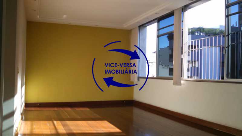 Conheça salao do imóvel - Apartamento À venda na Tijuca - junto metrô Uruguai, salão, 4 quartos, suíte, dependências completas, 2 vagas! - Z1209 - 5 salao - Apartamento À venda na Tijuca - junto metrô Uruguai, salão, 4 quartos, suíte, dependências completas, 2 vagas! - Z1209 - 5
