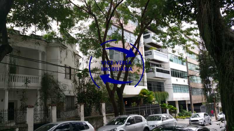 Conheça fachada do imóvel - Apartamento À venda na Tijuca - junto metrô Uruguai, salão, 4 quartos, suíte, dependências completas, 2 vagas! - Z1209 - 1 fachada - Apartamento À venda na Tijuca - junto metrô Uruguai, salão, 4 quartos, suíte, dependências completas, 2 vagas! - Z1209 - 1