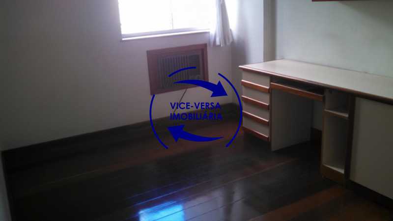 Conheça primeiro-quarto do imóvel - Apartamento À venda na Tijuca - junto metrô Uruguai, salão, 4 quartos, suíte, dependências completas, 2 vagas! - Z1209 - 13 primeiro-quarto - Apartamento À venda na Tijuca - junto metrô Uruguai, salão, 4 quartos, suíte, dependências completas, 2 vagas! - Z1209 - 13