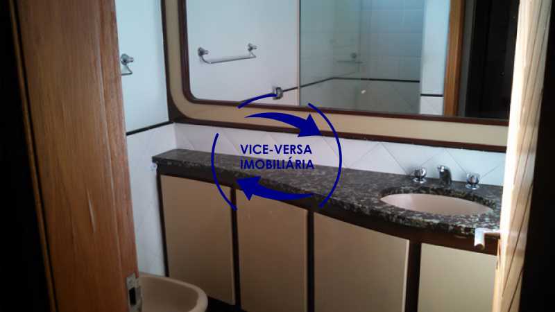 Conheça banheiro-social do imóvel - Apartamento À venda na Tijuca - junto metrô Uruguai, salão, 4 quartos, suíte, dependências completas, 2 vagas! - Z1209 - 23 banheiro-social - Apartamento À venda na Tijuca - junto metrô Uruguai, salão, 4 quartos, suíte, dependências completas, 2 vagas! - Z1209 - 23