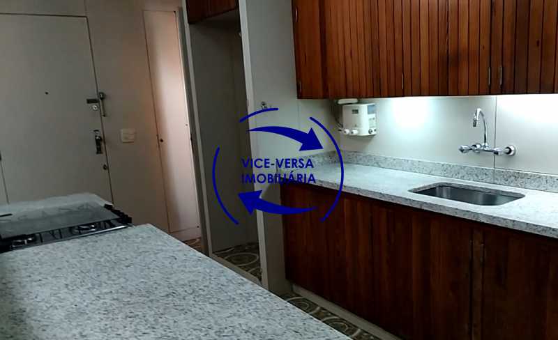 Conheça cozinha do imóvel - Apartamento À venda na Tijuca - junto metrô Uruguai, salão, 4 quartos, suíte, dependências completas, 2 vagas! - Z1209 - 27 cozinha - Apartamento À venda na Tijuca - junto metrô Uruguai, salão, 4 quartos, suíte, dependências completas, 2 vagas! - Z1209 - 27