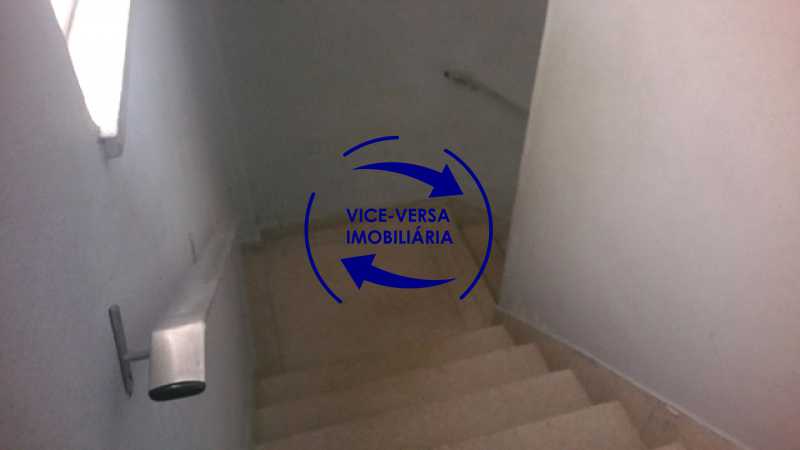 Conheça acesso-escadas do imóvel - Apartamento 3 quartos À venda no Andaraí! - Sala 2 ambientes, 3 quartos, banheiro com box blindex, cozinha conjugada com a lavanderia e vaga garantida! - 1321 - 8 acesso-escadas - Apartamento 3 quartos À venda no Andaraí! - Sala 2 ambientes, 3 quartos, banheiro com box blindex, cozinha conjugada com a lavanderia e vaga garantida! - 1321 - 8