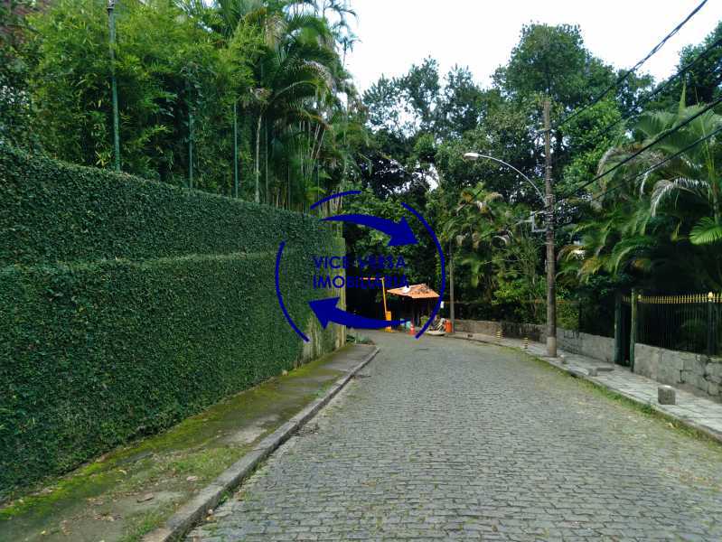 Conheça Guarita do imóvel - Ótima casa na parte nobre da Gávea em condomínio fechado no meio do verde com 308m² - 1377 - 29 Guarita - Ótima casa na parte nobre da Gávea em condomínio fechado no meio do verde com 308m² - 1377 - 29