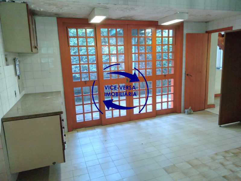 Conheça Cozinha do imóvel - Ótima casa na parte nobre da Gávea em condomínio fechado no meio do verde com 308m² - 1377 - 26 Cozinha - Ótima casa na parte nobre da Gávea em condomínio fechado no meio do verde com 308m² - 1377 - 26