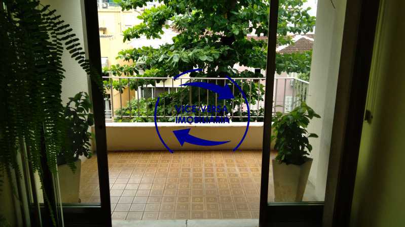 Conheça Varanda do imóvel - Largo da Segunda-Feira. Rua Delgado de Carvalho. Excelente apartamento vazio, 110m², Salão, varanda, 3 quartos (suíte), 2 banheiros, copa-cozinha, dependências completas, 2 vagas de garagem. - 1415 - 1 Varanda - Largo da Segunda-Feira. Rua Delgado de Carvalho. Excelente apartamento vazio, 110m², Salão, varanda, 3 quartos (suíte), 2 banheiros, copa-cozinha, dependências completas, 2 vagas de garagem. - 1415 - 1