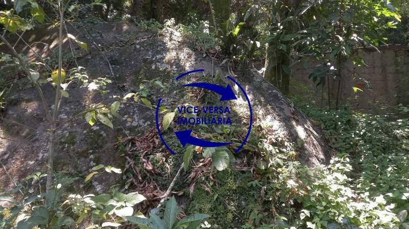 Conheça Terreno do imóvel - Estrada dos Bandeirantes 8.630, próximo ao Rio Centro. Amplo terreno com aproveitamento de cerca de 1.200 m2, com 37 metros de frente, para vários fins (residencial multifamiliar ou não residencial). - 1430 - 15 Terreno - Estrada dos Bandeirantes 8.630, próximo ao Rio Centro. Amplo terreno com aproveitamento de cerca de 1.200 m2, com 37 metros de frente, para vários fins (residencial multifamiliar ou não residencial). - 1430 - 15