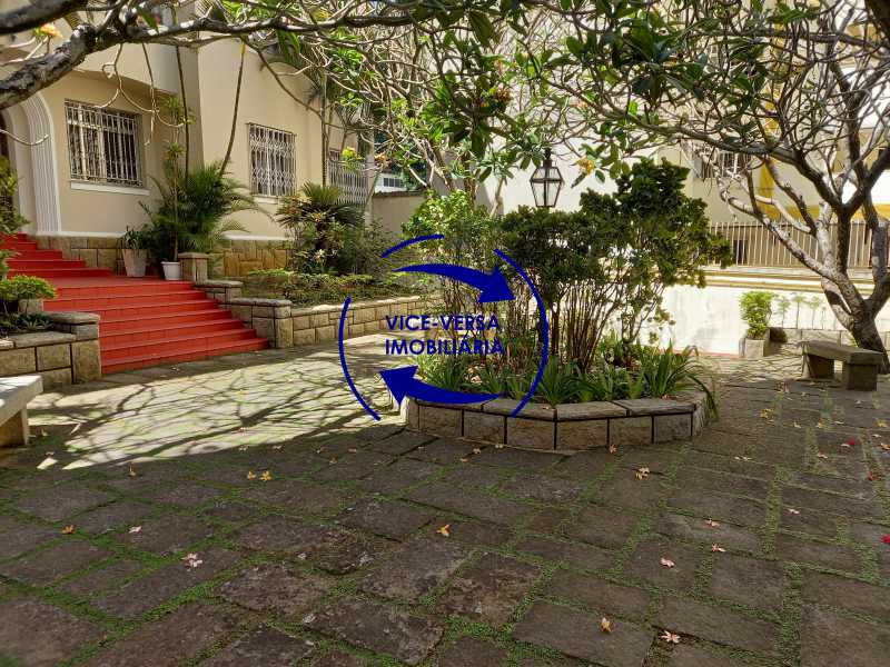 Conheça Jardim do imóvel - Parte nobre! Rua Andrade Neves, junto ao Metrô Uruguai e ao Colégio Batista. Lindo apartamento: salão, 2 quartos (1 suíte e outro duplo), repletos de armários, copa-cozinha planejada, demais dependências completas, garagem. - 633-A - 22 Jardim - Parte nobre! Rua Andrade Neves, junto ao Metrô Uruguai e ao Colégio Batista. Lindo apartamento: salão, 2 quartos (1 suíte e outro duplo), repletos de armários, copa-cozinha planejada, demais dependências completas, garagem. - 633-A - 22