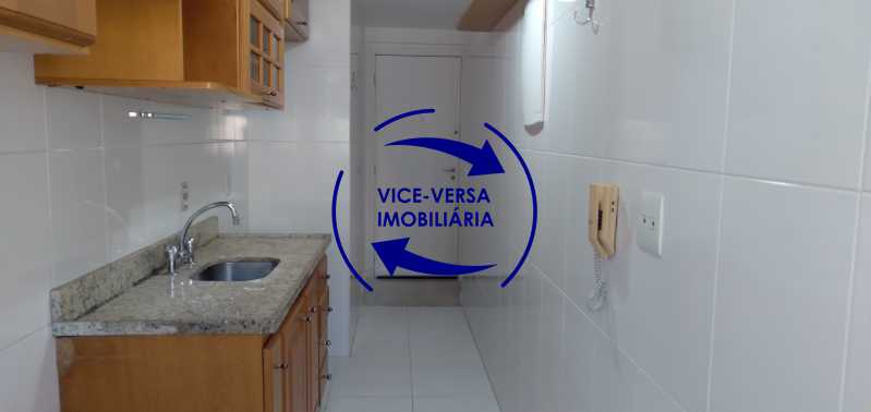 Cozinha - Lindo apartamento vazio na Rua Juparanã, infraestrutura de lazer completa, portaria 24 horas, ao lado do Shopping Boulevard Iguatemi - 1434 - 17