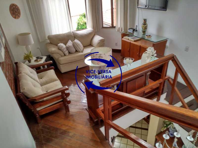 Conheça mezanino do imóvel - Anil, Estrada Uruçanga, casa, condomínio fechado, 3 salas, varanda, 3 quartos (1 suíte), lavabo, piscina, churrasqueira! - 1106 - 12 mezanino - Anil, Estrada Uruçanga, casa, condomínio fechado, 3 salas, varanda, 3 quartos (1 suíte), lavabo, piscina, churrasqueira! - 1106 - 12