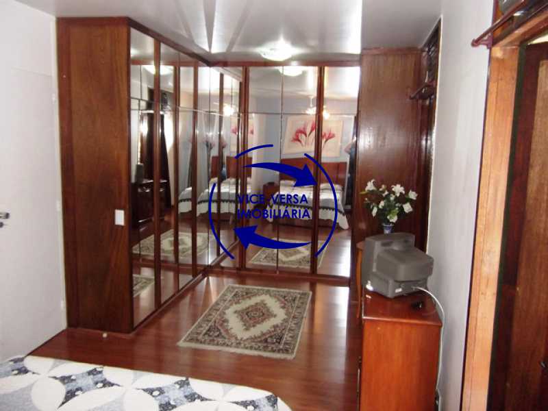 Conheça suite do imóvel - Anil, Estrada Uruçanga, casa, condomínio fechado, 3 salas, varanda, 3 quartos (1 suíte), lavabo, piscina, churrasqueira! - 1106 - 20 suite - Anil, Estrada Uruçanga, casa, condomínio fechado, 3 salas, varanda, 3 quartos (1 suíte), lavabo, piscina, churrasqueira! - 1106 - 20