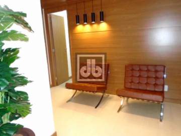 POSTO 4 SALA COMERCIAL FRENTE 40M2 JULIO BOGORICIN JBC71165 - JBC71165