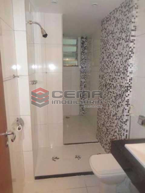 Conheça banheiro reformado do imóvel - Apartamento 2 quartos à venda Copacabana, Zona Sul RJ - R$ 740.000 - LAAP21427 - 16 banheiro reformado - Apartamento 2 quartos à venda Copacabana, Zona Sul RJ - R$ 740.000 - LAAP21427 - 16