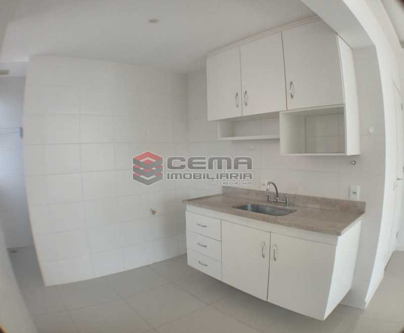 Conheça Cozinha do imóvel - Apartamento 1 quarto para alugar Catete, Zona Sul RJ - R$ 2.700 - LAAP10907 - 15 Cozinha - Apartamento 1 quarto para alugar Catete, Zona Sul RJ - R$ 2.700 - LAAP10907 - 15