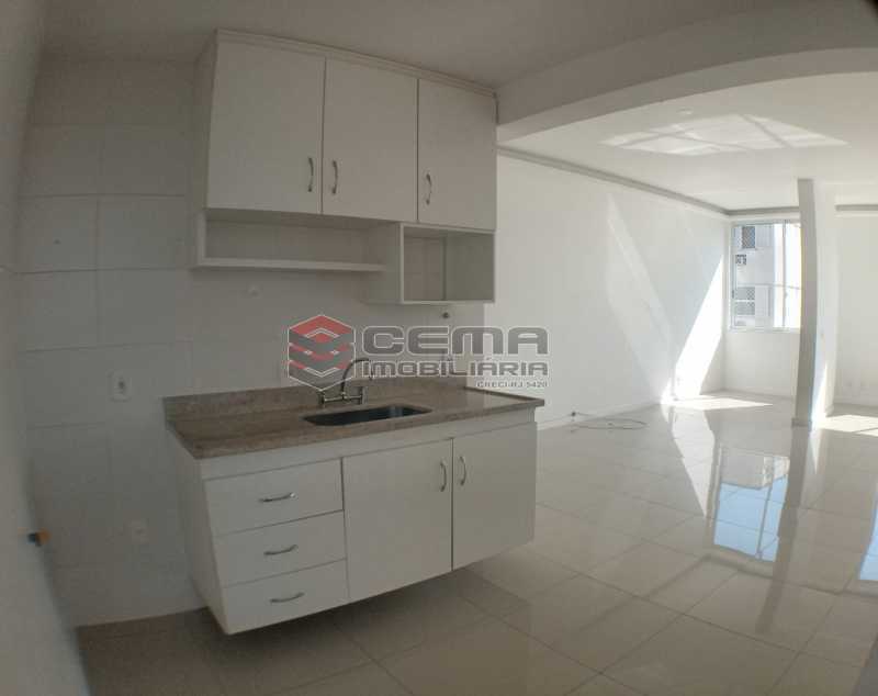 Conheça Cozinha do imóvel - Apartamento 1 quarto para alugar Catete, Zona Sul RJ - R$ 2.700 - LAAP10907 - 13 Cozinha - Apartamento 1 quarto para alugar Catete, Zona Sul RJ - R$ 2.700 - LAAP10907 - 13
