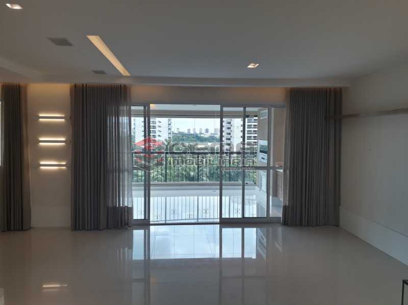Conheça 20180223_155656 do imóvel - Apartamento À VENDA, Barra da Tijuca, Rio de Janeiro, RJ - LAAP31292 - 5 20180223_155656 - Apartamento À VENDA, Barra da Tijuca, Rio de Janeiro, RJ - LAAP31292 - 5