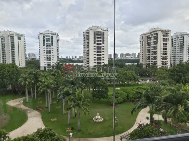 Conheça Vista do imóvel - Apartamento À VENDA, Barra da Tijuca, Rio de Janeiro, RJ - LAAP31292 - 1 Vista - Apartamento À VENDA, Barra da Tijuca, Rio de Janeiro, RJ - LAAP31292 - 1