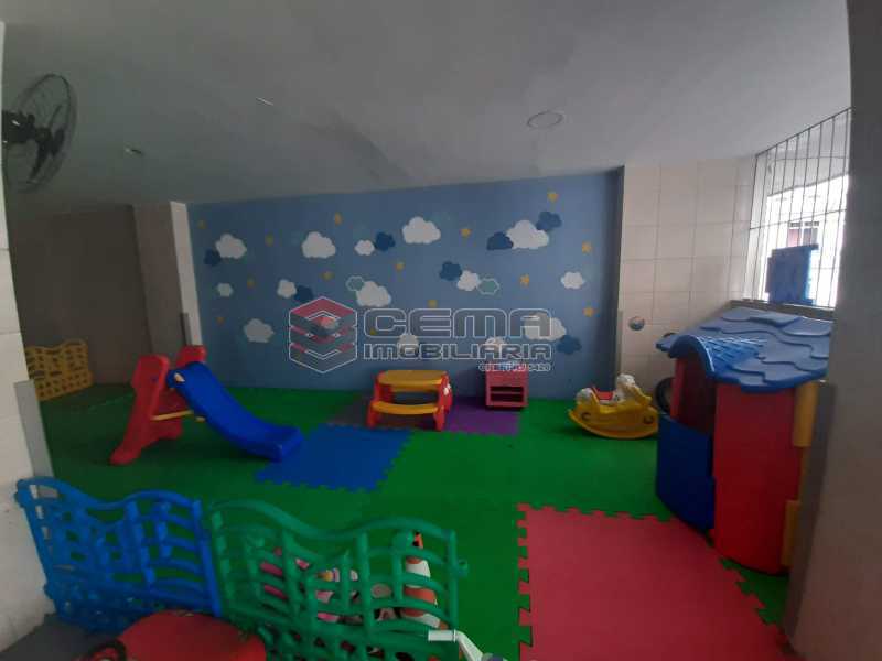 Conheça play do imóvel - Apartamento 2 quartos à venda Copacabana, Zona Sul RJ - R$ 599.000 - LAAP21585 - 14 play - Apartamento 2 quartos à venda Copacabana, Zona Sul RJ - R$ 599.000 - LAAP21585 - 14