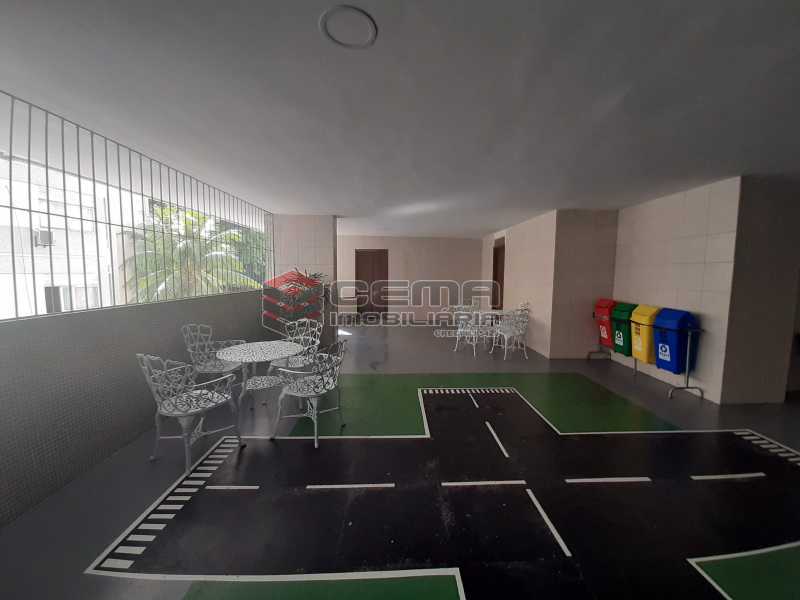 Conheça play do imóvel - Apartamento 2 quartos à venda Copacabana, Zona Sul RJ - R$ 599.000 - LAAP21585 - 13 play - Apartamento 2 quartos à venda Copacabana, Zona Sul RJ - R$ 599.000 - LAAP21585 - 13