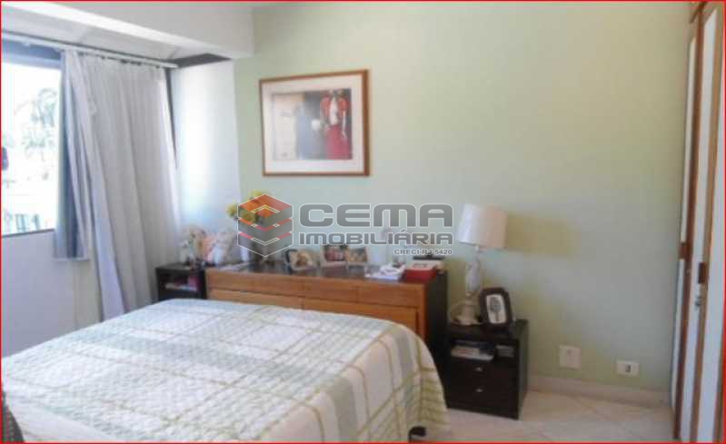 Conheça QUARTO2, do imóvel - Cobertura ampla,clara e bem dividida. Duas salas espaçosas,4 Quartos.Suite.Dependência,terraço com piscina e Vaga escriturada - LACO40052 - 13 QUARTO2, - Cobertura ampla,clara e bem dividida. Duas salas espaçosas,4 Quartos.Suite.Dependência,terraço com piscina e Vaga escriturada - LACO40052 - 13
