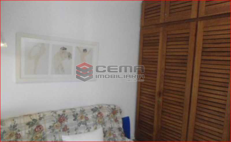 Conheça QUARTO3, do imóvel - Cobertura ampla,clara e bem dividida. Duas salas espaçosas,4 Quartos.Suite.Dependência,terraço com piscina e Vaga escriturada - LACO40052 - 15 QUARTO3, - Cobertura ampla,clara e bem dividida. Duas salas espaçosas,4 Quartos.Suite.Dependência,terraço com piscina e Vaga escriturada - LACO40052 - 15