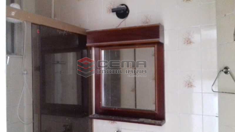 Conheça Banheiro do imóvel - Apartamento à venda Rua Benjamim Constant,Glória, Zona Sul RJ - R$ 318.000 - LAAP11027 - 15 Banheiro - Apartamento à venda Rua Benjamim Constant,Glória, Zona Sul RJ - R$ 318.000 - LAAP11027 - 15