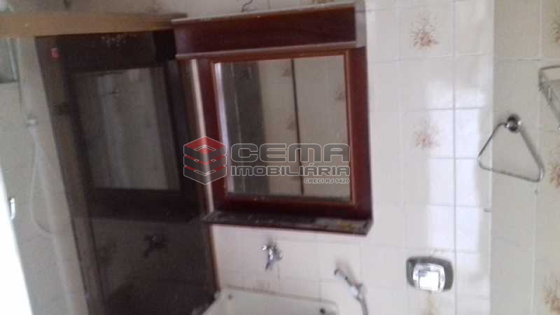 Conheça Banheiro do imóvel - Apartamento à venda Rua Benjamim Constant,Glória, Zona Sul RJ - R$ 318.000 - LAAP11027 - 16 Banheiro - Apartamento à venda Rua Benjamim Constant,Glória, Zona Sul RJ - R$ 318.000 - LAAP11027 - 16