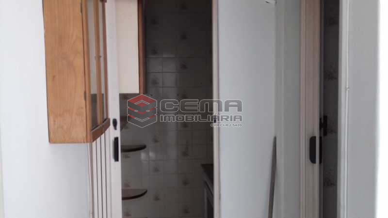 Conheça Banheiro do imóvel - Apartamento à venda Rua Benjamim Constant,Glória, Zona Sul RJ - R$ 318.000 - LAAP11027 - 18 Banheiro - Apartamento à venda Rua Benjamim Constant,Glória, Zona Sul RJ - R$ 318.000 - LAAP11027 - 18