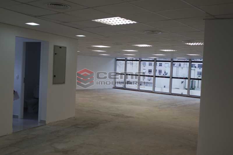 Conheça SALÃO do imóvel - Sala Comercial Para Alugar - Flamengo - Rio de Janeiro - RJ - LASL00173 - 3 SALÃO - Sala Comercial Para Alugar - Flamengo - Rio de Janeiro - RJ - LASL00173 - 3