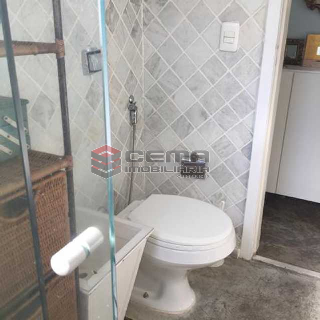 Conheça Banheiro do imóvel - Apartamento à venda Rua Conde Lages,Glória, Zona Centro RJ - R$ 600.000 - LAAP10995 - 13 Banheiro - Apartamento à venda Rua Conde Lages,Glória, Zona Centro RJ - R$ 600.000 - LAAP10995 - 13