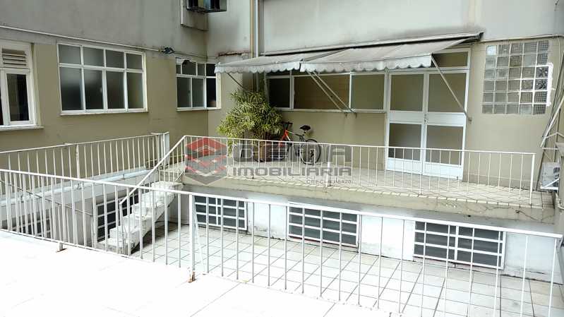 Conheça 27 terraço1. do imóvel - Apartamento À Venda - Flamengo - Rio de Janeiro - RJ - LA40638 - 18 27 terraço1. - Apartamento À Venda - Flamengo - Rio de Janeiro - RJ - LA40638 - 18