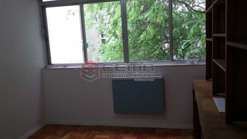 Conheça foto 10_quarto estante do imóvel - Apartamento 2 quartos à venda Laranjeiras, Zona Sul RJ - R$ 850.000 - LAAP21948 - 11 foto 10_quarto estante - Apartamento 2 quartos à venda Laranjeiras, Zona Sul RJ - R$ 850.000 - LAAP21948 - 11