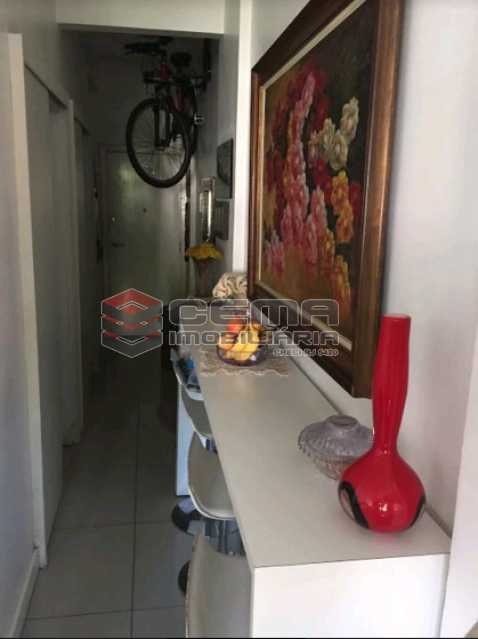 Conheça corredor do imóvel - Conjugado dividido quarto e sala na Gloria - LAAP11198 - 9 corredor - Conjugado dividido quarto e sala na Gloria - LAAP11198 - 9