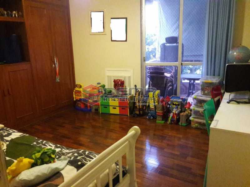 Conheça Quarto 2 do imóvel - Apartamento 3 quartos à venda Tijuca, Zona Norte RJ - R$ 795.000 - LAAP31933 - 10 Quarto 2 - Apartamento 3 quartos à venda Tijuca, Zona Norte RJ - R$ 795.000 - LAAP31933 - 10