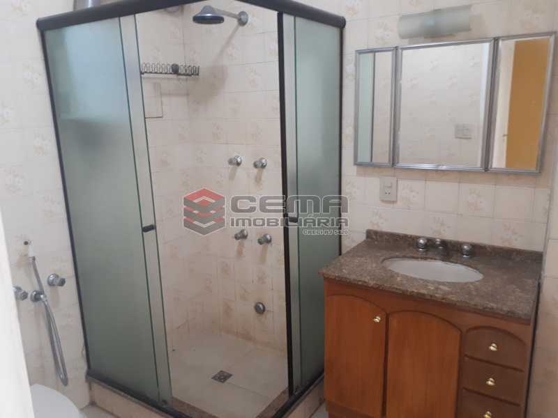 Conheça Banheiro social do imóvel - Apartamento 2 quartos para alugar Centro RJ - R$ 1.800 - LAAP22535 - 8 Banheiro social - Apartamento 2 quartos para alugar Centro RJ - R$ 1.800 - LAAP22535 - 8
